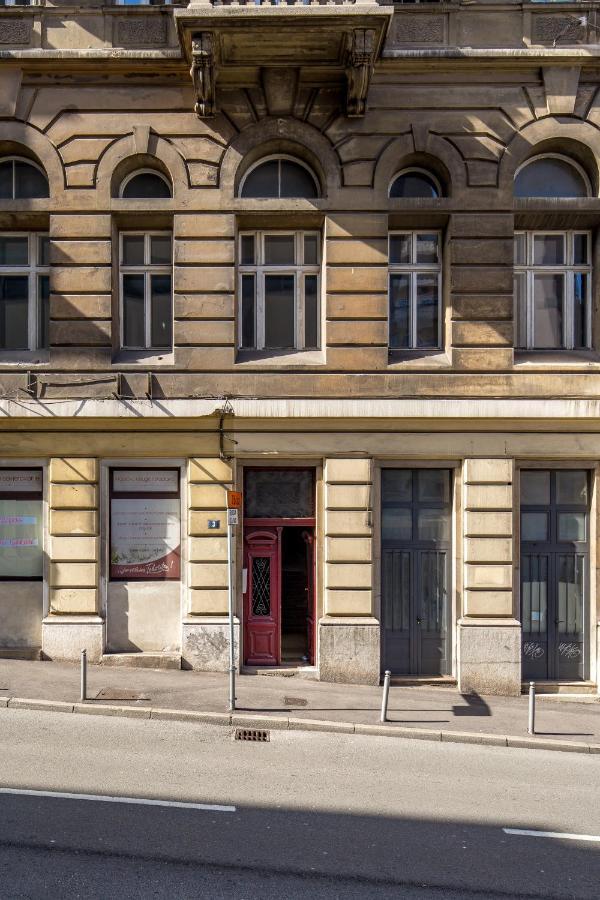 Saint Vitus Apartments With Balcony Rijeka Exterior foto