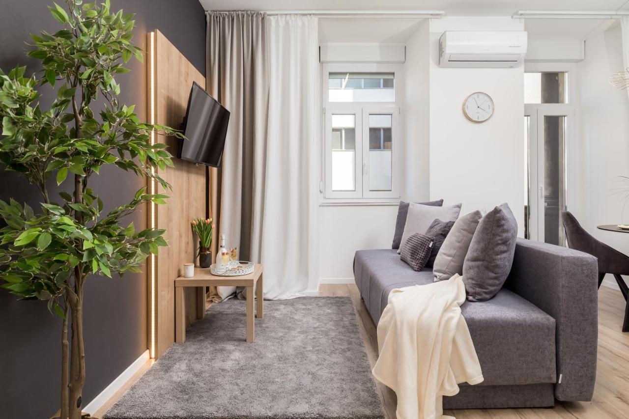 Saint Vitus Apartments With Balcony Rijeka Exterior foto